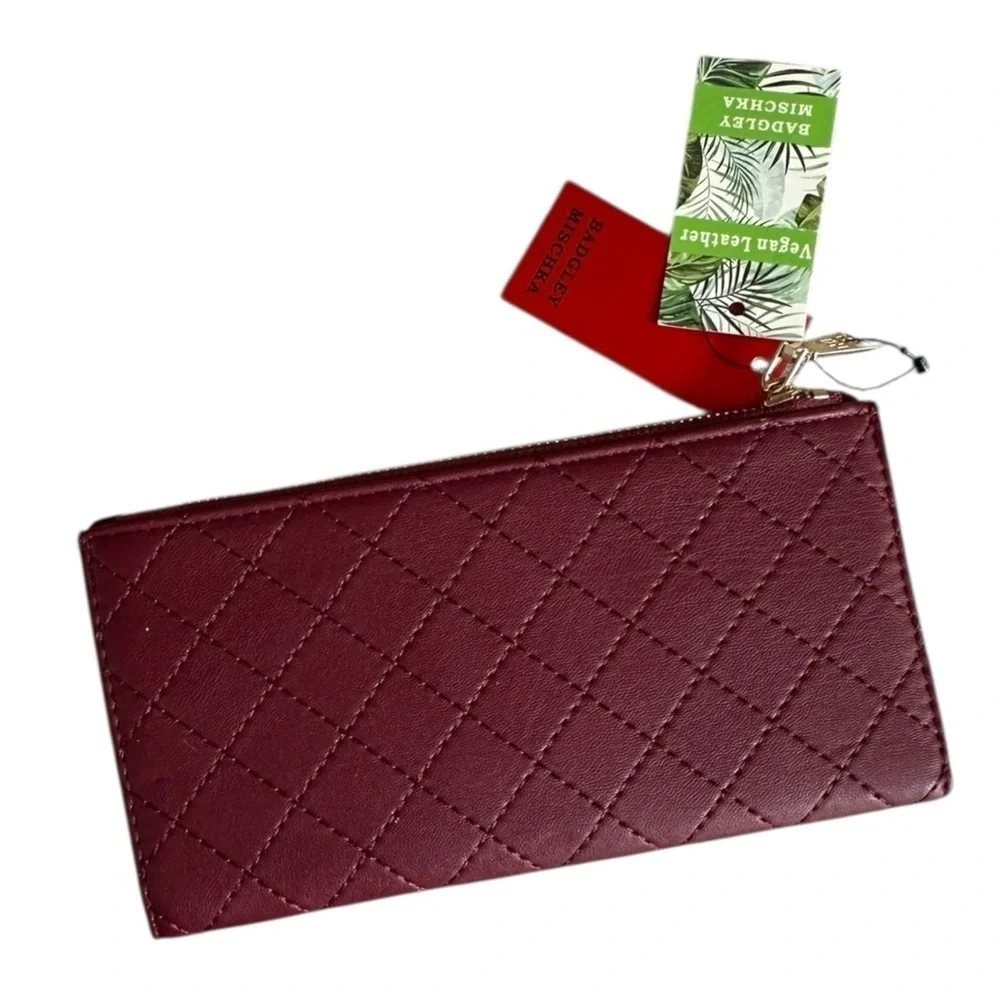 Badgley Mischka Long Cards Wallet NWT Wine & Gold Classic Quilted Design Slim